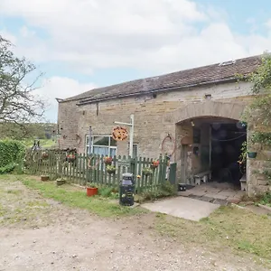 Moldy Warp Barn Holiday home